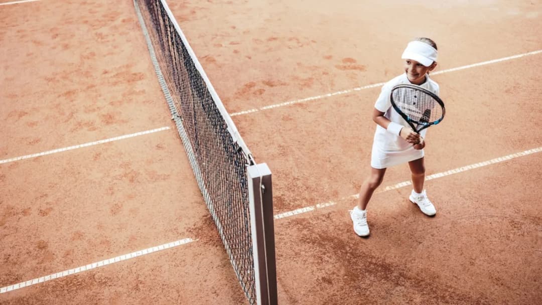 Tenis dla dzieci od jakiego wieku? Sprawdź, kiedy zacząć naukę